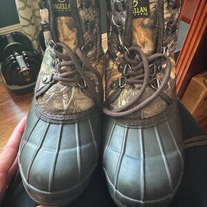 Magellan Outdoors Kids Camo Snowboots
